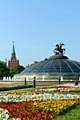 Plaza del Manège y el monumento a San Jorge en Moscú