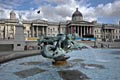London - granitt fontener i Trafalgar Square