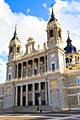 Madrid - fotografi - Almudena-katedralen