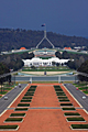 Canberra  - bilsamling - Anzac Avenue och Parlamentet
